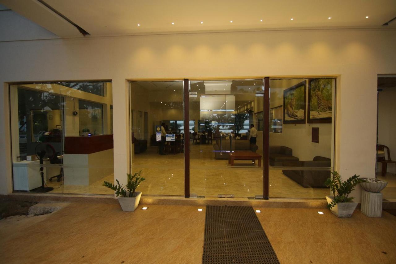 Jade Green Hotel Hambantota Luaran gambar
