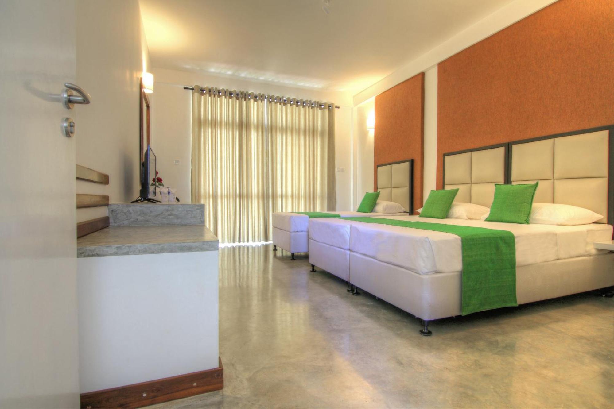 Jade Green Hotel Hambantota Luaran gambar