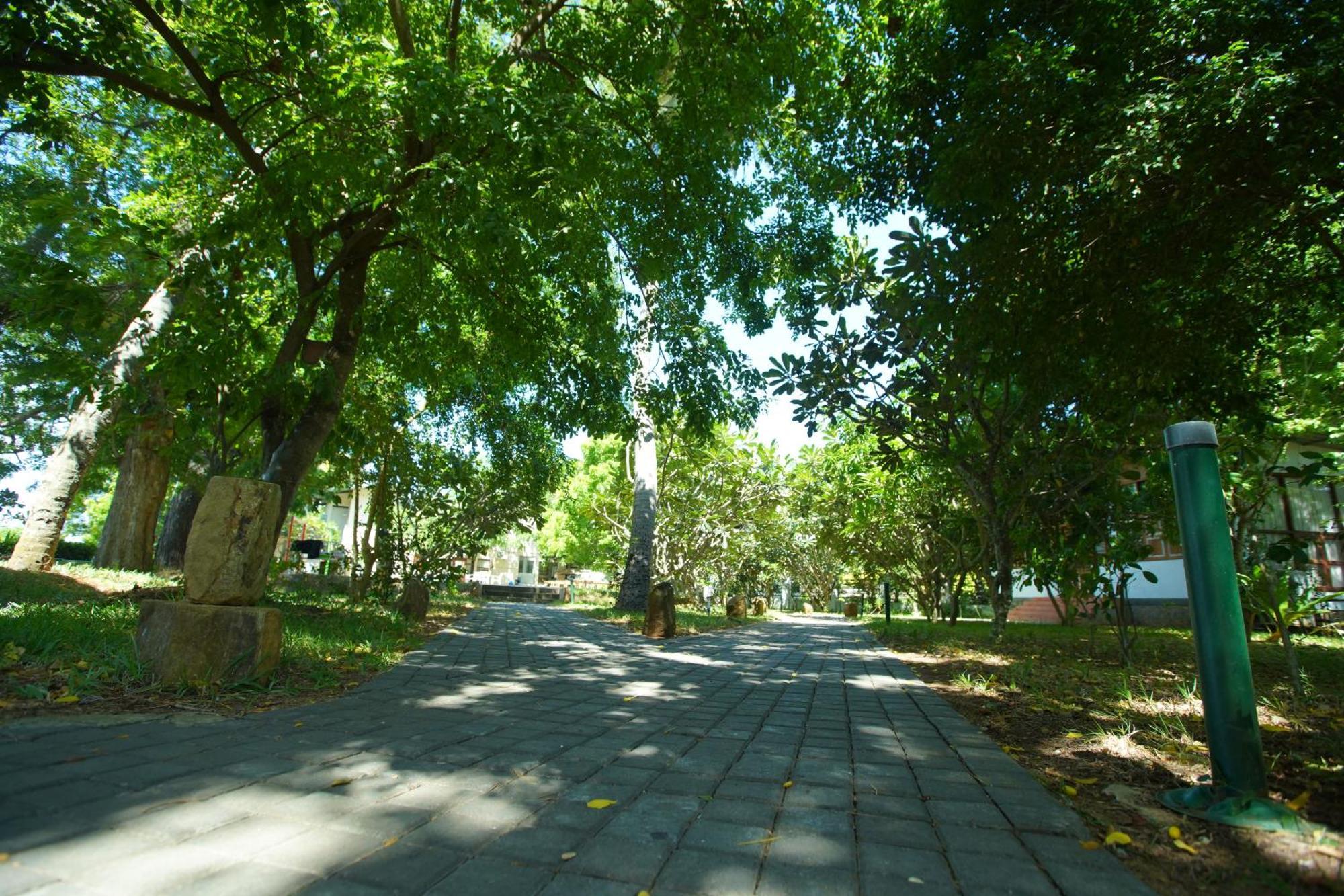 Jade Green Hotel Hambantota Luaran gambar
