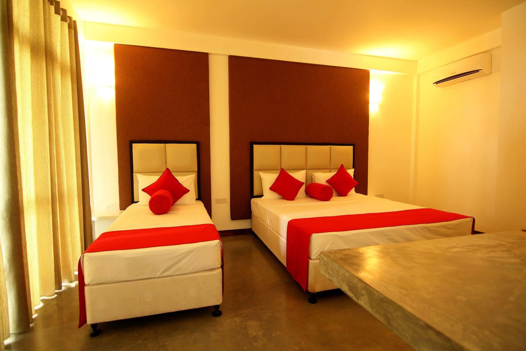 Jade Green Hotel Hambantota Luaran gambar