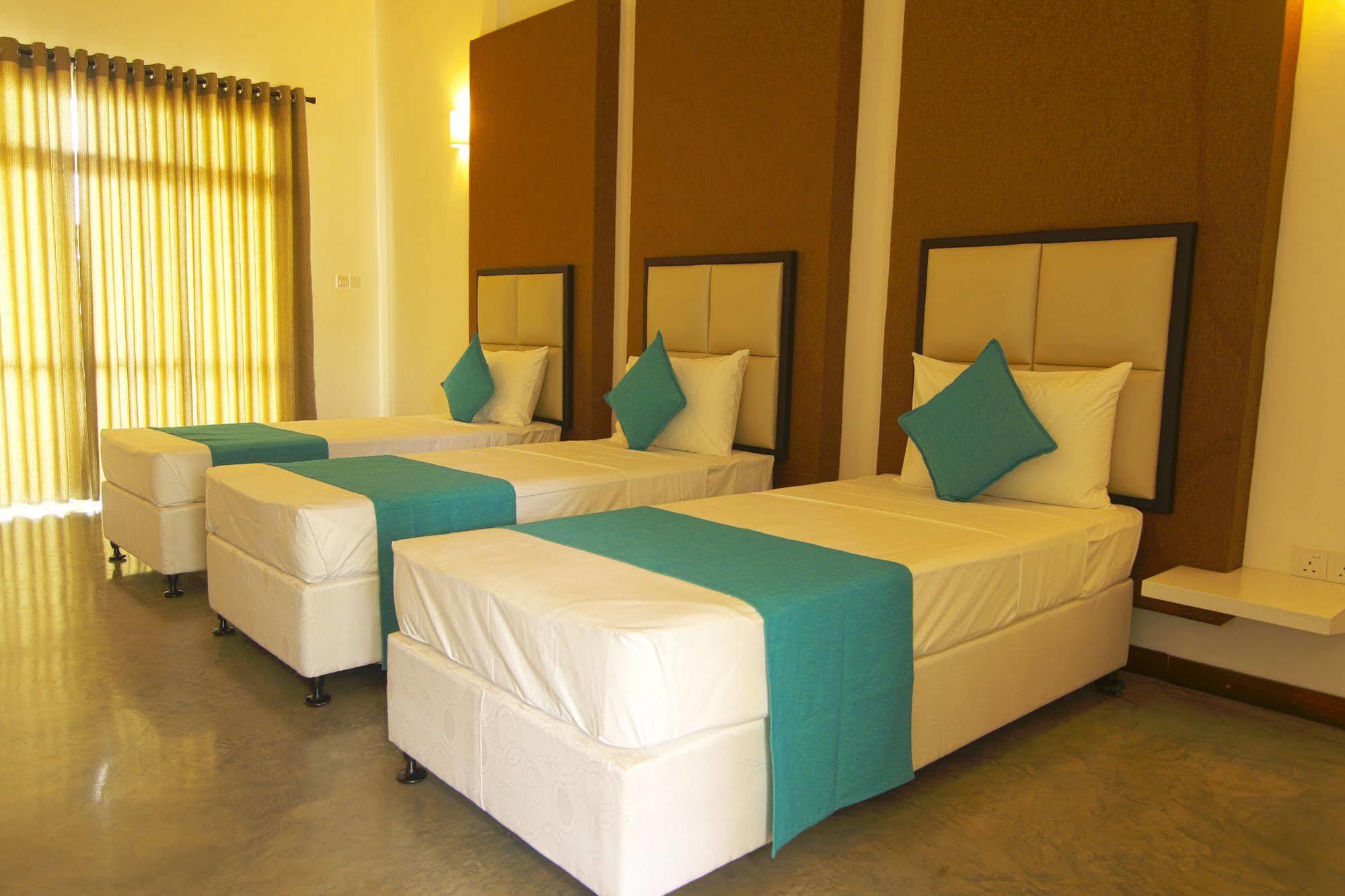 Jade Green Hotel Hambantota Luaran gambar